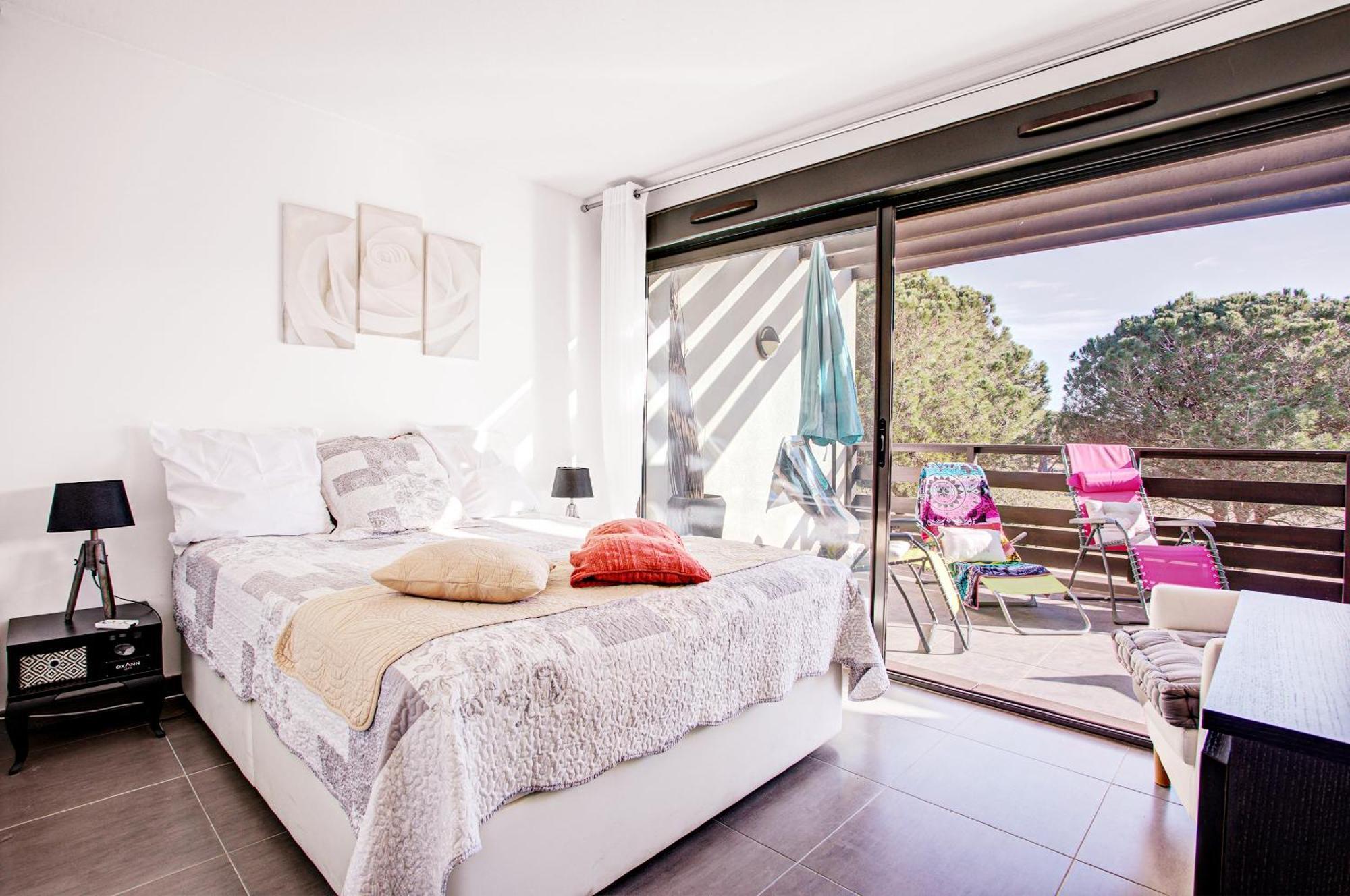 Vert Paradis - Vue Apaisante Sur Golf, Pins Parasols, 2E Etage - 80 M2 Dont Terrasse Avec Pergola, 2 Chambres, 3Et Iles, 3 Clim, Wifi - Piscine, Parking Et Park A Velos, Ascenseur - En Option Linge, Menage - Pistes Cyclables, Mer A Proximite Saint-Cyprien  Exterior foto