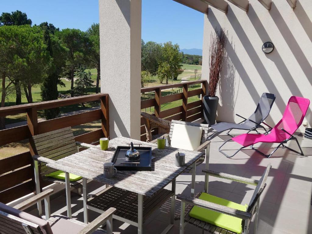Vert Paradis - Vue Apaisante Sur Golf, Pins Parasols, 2E Etage - 80 M2 Dont Terrasse Avec Pergola, 2 Chambres, 3Et Iles, 3 Clim, Wifi - Piscine, Parking Et Park A Velos, Ascenseur - En Option Linge, Menage - Pistes Cyclables, Mer A Proximite Saint-Cyprien  Exterior foto